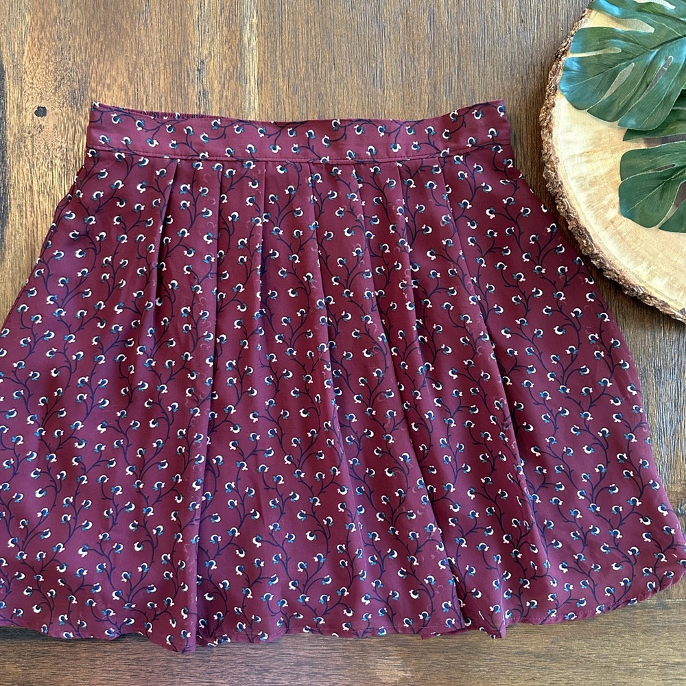 Old navy floral print a line mini skirt burgundy lightweight